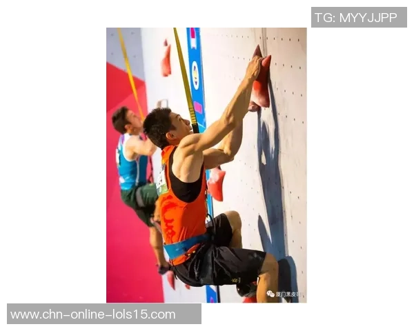 南京攀岩队在极限运动世界杯中的团队协作表现分析与点评
